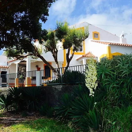 Vakantiehuis In Pico Casa Da Roseira Brava